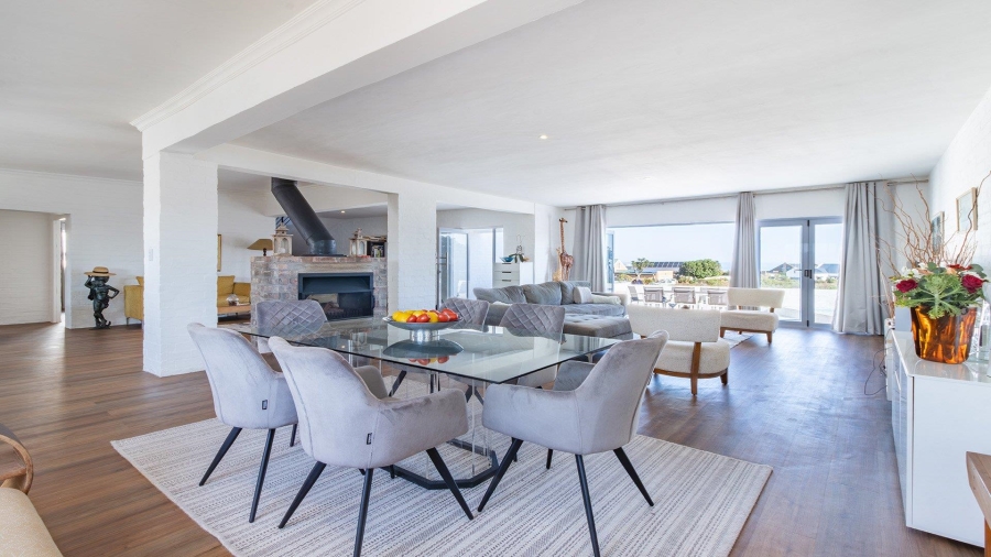 5 Bedroom Property for Sale in Grotto Bay Western Cape